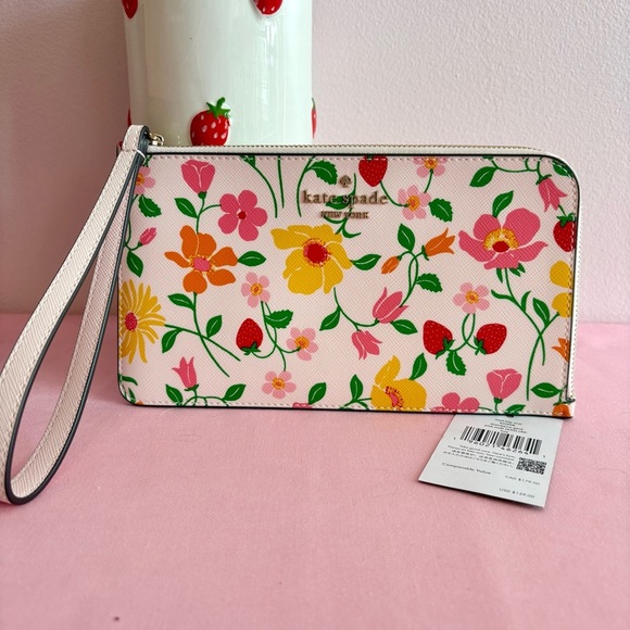 Kate Spade Pink Strawberry Garden Floral L-Zip Clutch Wristlet NWT - Picture 1 of 4
